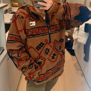 North face fleece quarter zip with hood